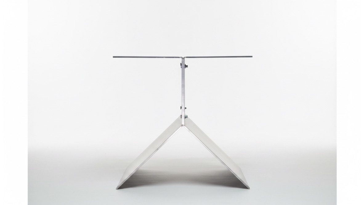 Front elevation of the Samara side table — symmetric V-shaped base